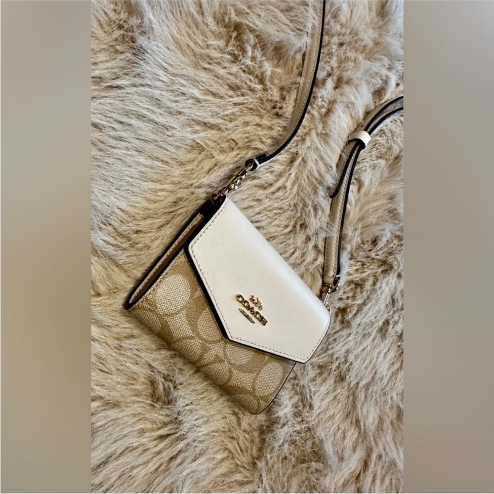 Coach Mini Envelope Wallet With Strap In Signature Canvas - Light Brown - Picture 4 of 17